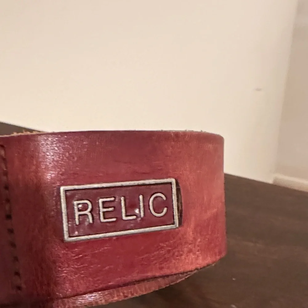 Relic Men's Deep Red Leather Belt
